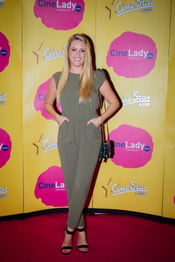 Totalno chic izlazak domaćih ljepotica u kino