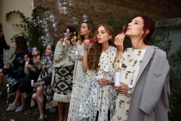 Nevena Rendeli Vejzović i Mia Kovačić uživale u A'Marie kolekciji i Storybook salonu