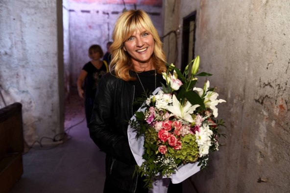 ISPRED SALOONA Posvađani Novi fosili na jedvite jade fotografirali se zajedno