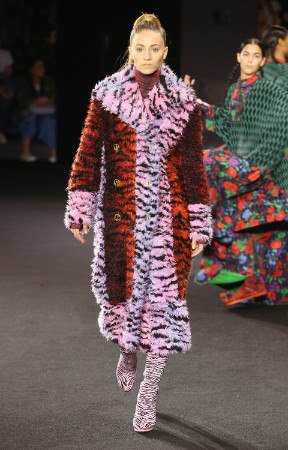 Predstavljena spektakularna kolekcija KENZO x H&M