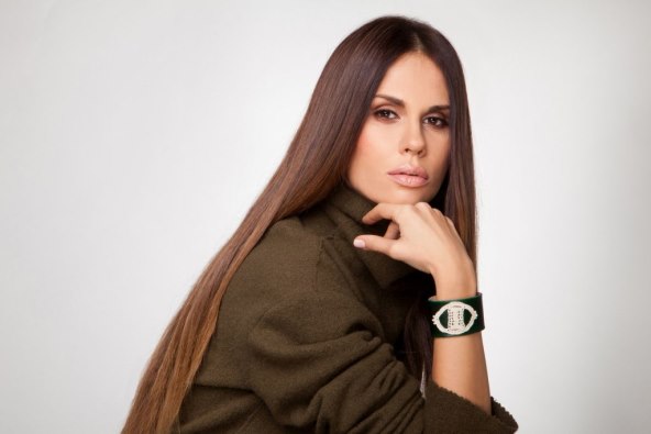 Viktorija Đonlić Rađa u modnoj priči romantično-rokerskog štiha