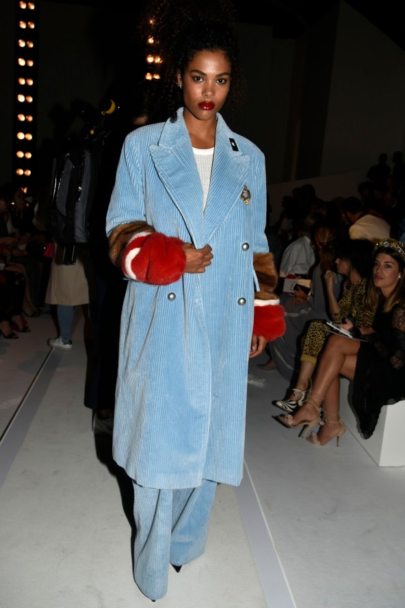 Sviđa nam se stil Tine Kunakey, superchic odabranice Vincenta Cassela