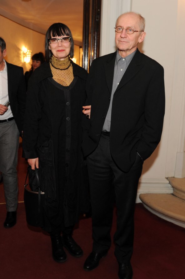 Tko je sve svojim dolaskom podržao premijeru kultne drame 'Vučjak' ?