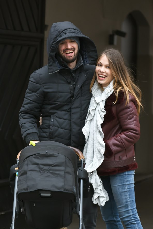 Prve fotografije domaćeg glazbenika sa sinčićem Valom