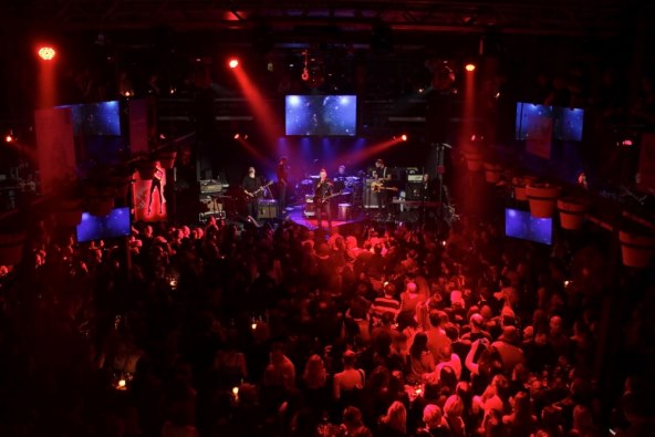 Tony Cetinski, Vatra i AntenaPlugged pružili večer za pamćenje!