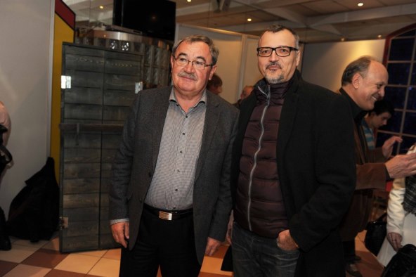 Anđa Marić s velikim osmijehom stigla na premijeru predstave 'Ana Frank'