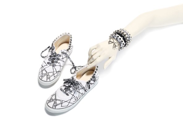 Unikatne tenisice ukrašene biserima kojima ne možemo odoljeti ovoga proljeća