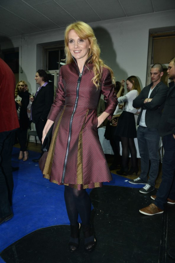 Vanda Winter u crnom zasjala na premijeri 'Skupa'