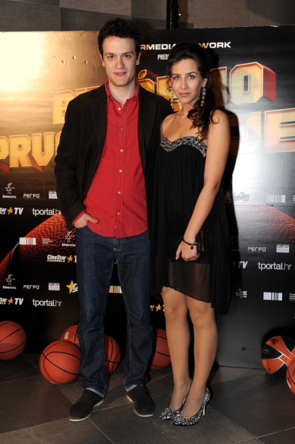 Mirjana Hrga i dečko Staša Stefanović među prvima pogledali "Bit ćemo prvaci svijeta"