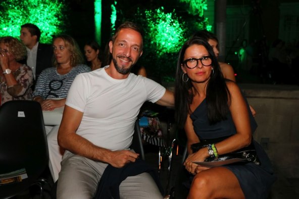 Rijekom zavladala revija glamura, a Rade Šerbedžija pokazao zanimanje za modu