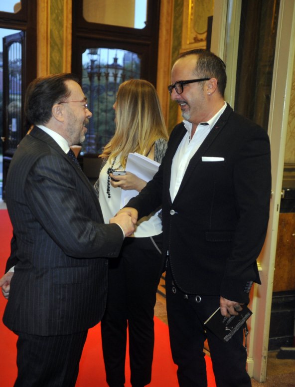 Dubravka blistala na dodjeli priznanja Tonyju Cetinskom