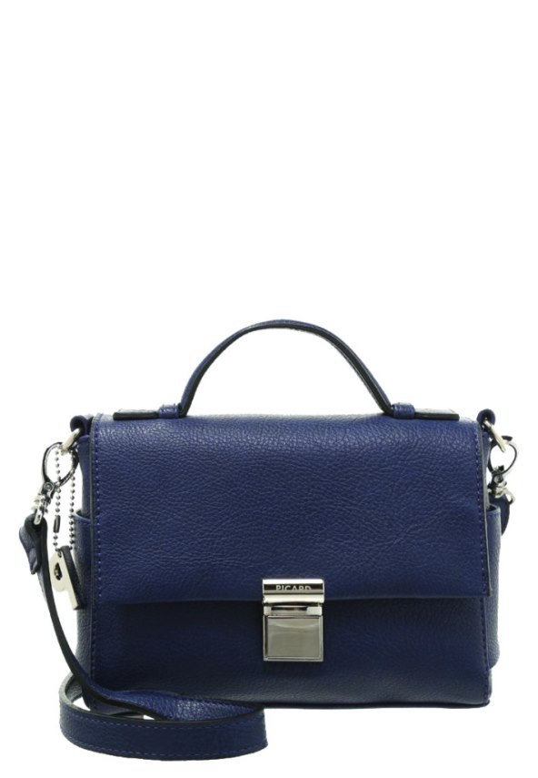 Iva Balaban odabrala 'it' cipele i torbe za jesen