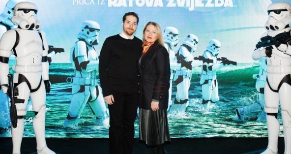 Otkrivamo kojeg je frajera Barbara Kolar povela u kino