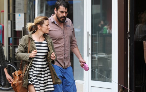 Antonija Blaće na špici uživala s dečkom i psićem