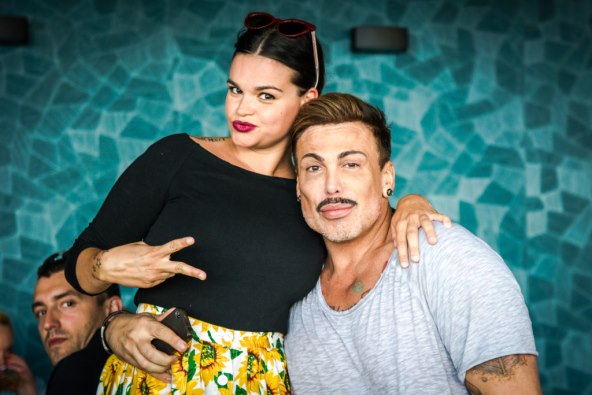 Anamarija Asanović isfurala totalno cool suncokrete na suknji