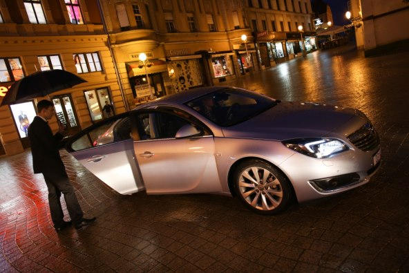 Brojne zvijezde na Storyjev party stigle u Opelu