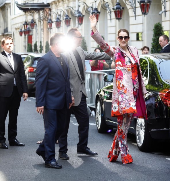 Modni izleti slavne dive: kako je tekla modna evolucija Celine Dion