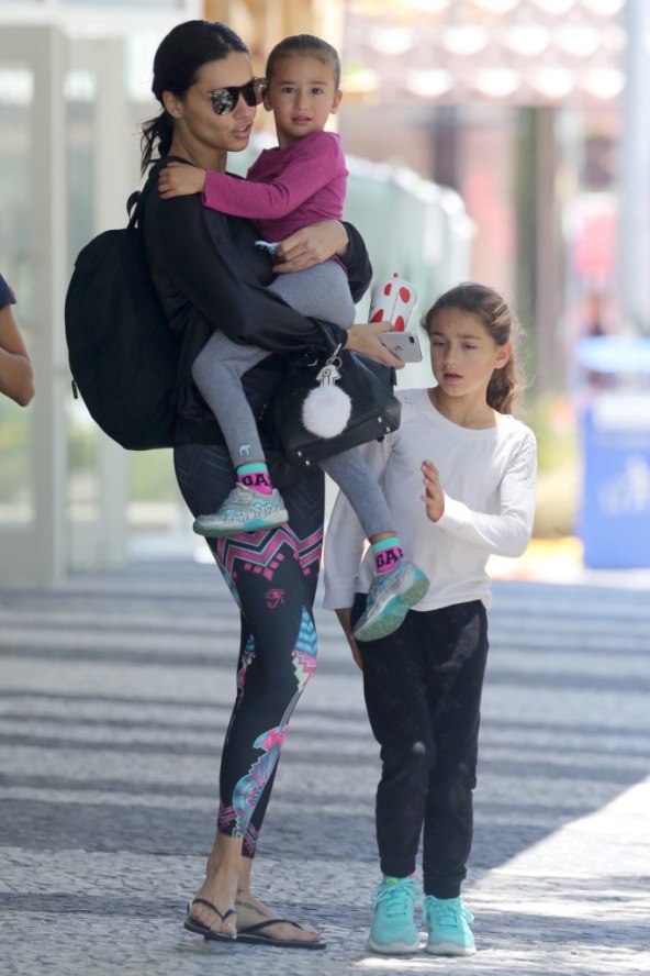 Opet zajedno? Adriana Lima provodi odmor s Markom Jarićem u Crnoj Gori