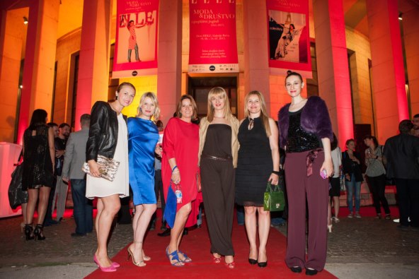 Mnoštvo poznatih lica nazočilo je otvaranju Elle izložbe u HDLU