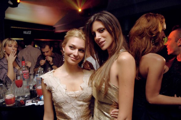 Zvijezde vole i ružičasti tepih: treći rođendan Starsa