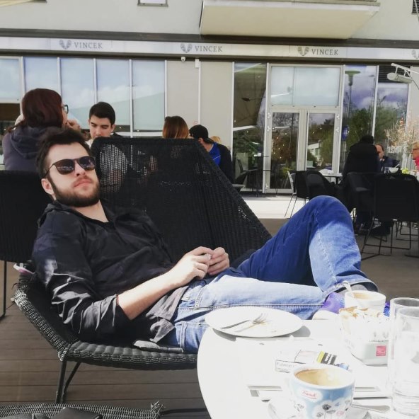 Našminkani muškarci