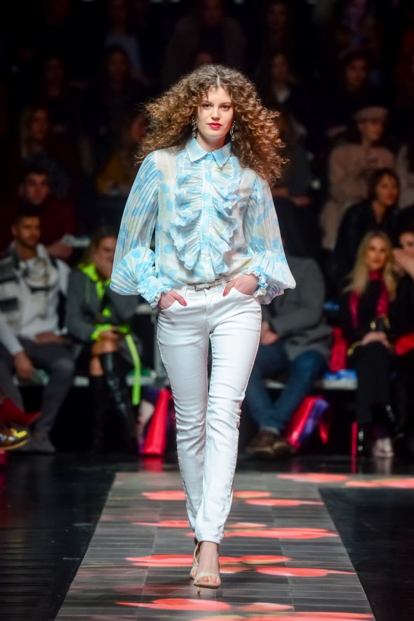 ODUVIJEK SU IMALI STILA: Pogledajte ovu B&O torbicu