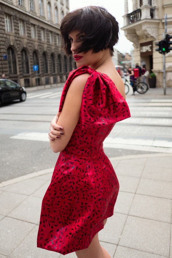 FACEBOOK FEED: Vi birate što ce vam se prikazivati