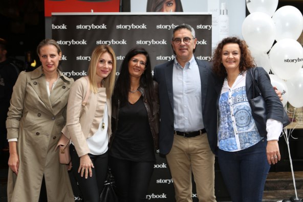 POMOGAO MU JE PAMETNI SAT: Kineski paraglajder poletio s Mount Everesta