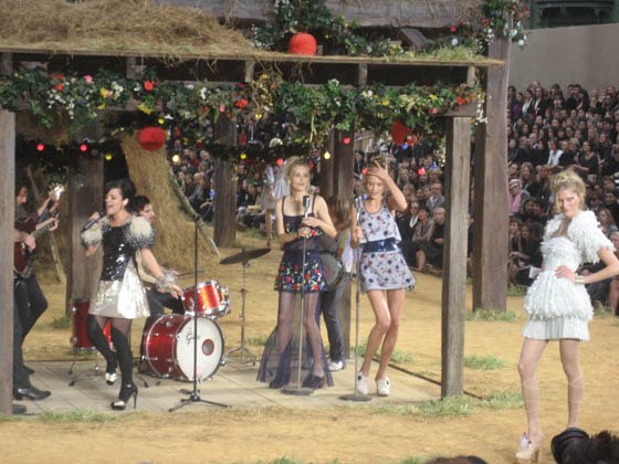 Prva gaža Lily Allen za Chanel