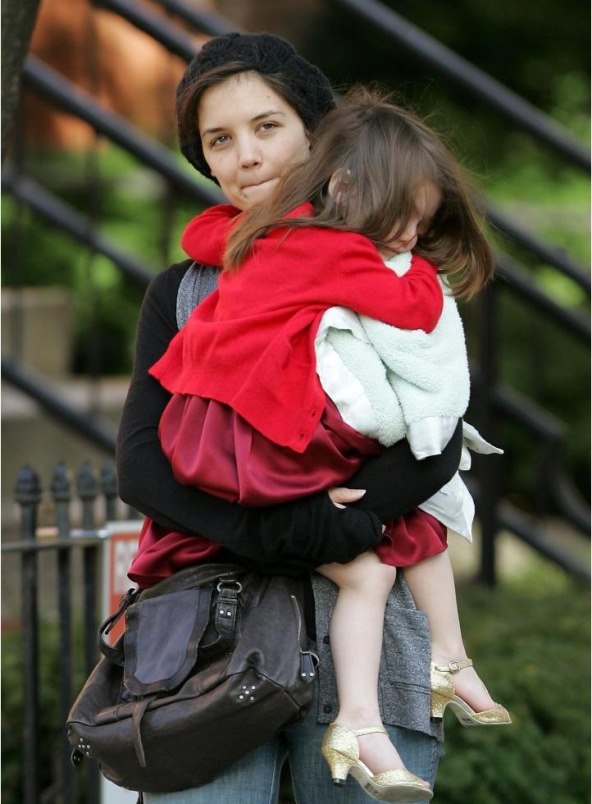 Suri Cruise u cipelama na petu