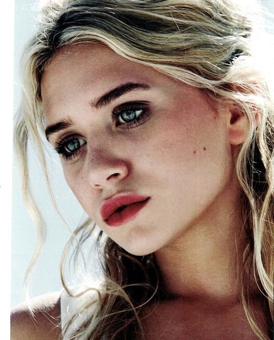 U trendu su moćne obrve