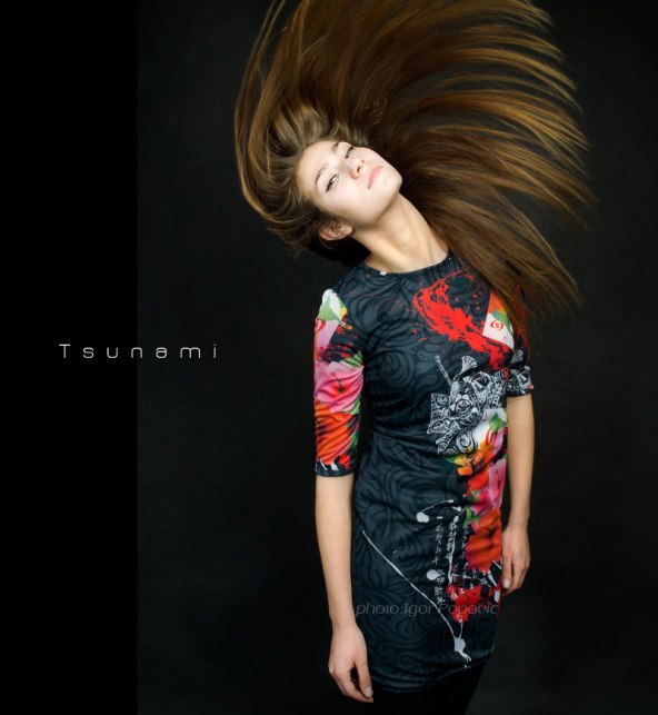 Tsunami u suradnji sa 2 Cellos