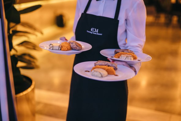 Tsunami u suradnji sa 2 Cellos