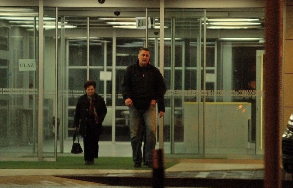 Briga bližnjih ne prestaje ni danju ni noću