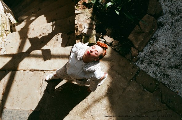 113 kilograma laštika, 56 dekagrama svile i nekoliko ružnih boja