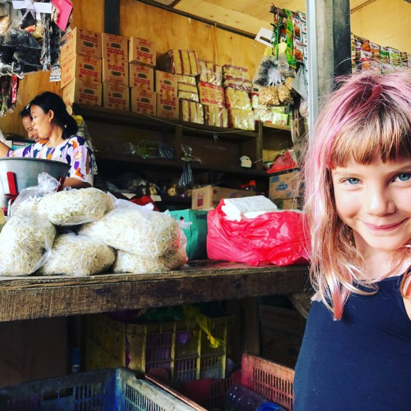 SVA JE NA MAMU Preslatka kći pjevačice prava je buntovnica