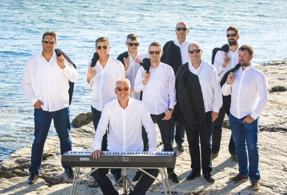 KLAPA RIŠPET RASPRODALA DVORANU LISINSKI 40 DANA PRIJE KONCERTA - ZBOG OGROMNOG INTERESA ZAKAZAN JOŠ JEDAN