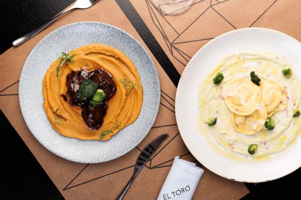 Ljetna večer uz brojna poznata lica i novi StoryBook