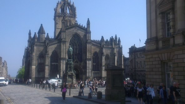 Na ludim ulicama Edinburgha