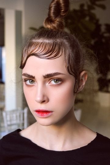 Zavirite u backstage i pogledajte snimku revije eNVy room