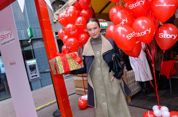 CHRISTMAS STORY - ADVENT Veselo mjesto u Zagrebu gdje su poklon donijele Severina, Ljupka, Iva...