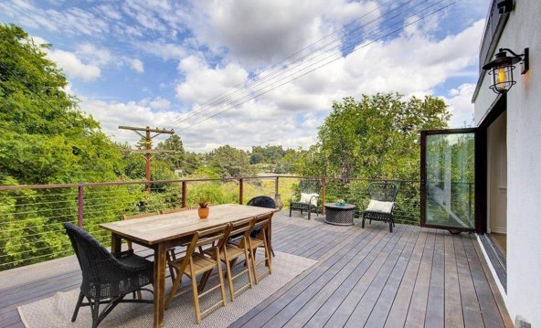 Vila Josha Hutchersona