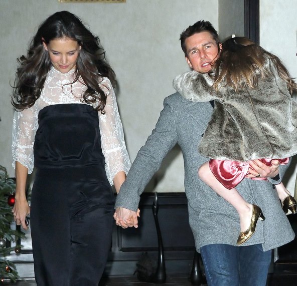 Tom Cruise preselio obitelj kako ne bi napustila kult