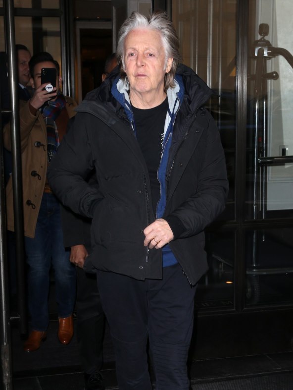 Unuk legendarnog glazbenika napadnut nožem i opljačkan