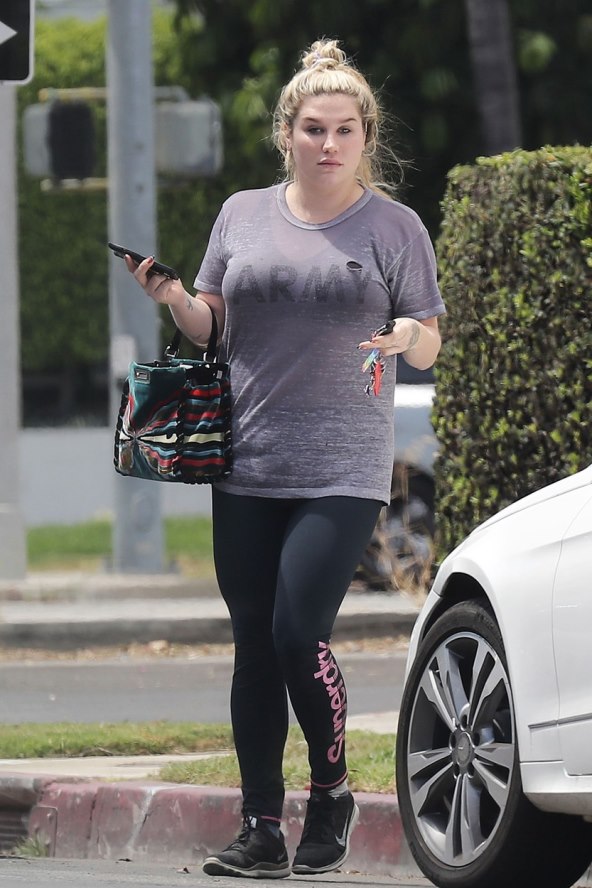 Posrnula pjevačica uhvaćena usred prometnog prekršaja