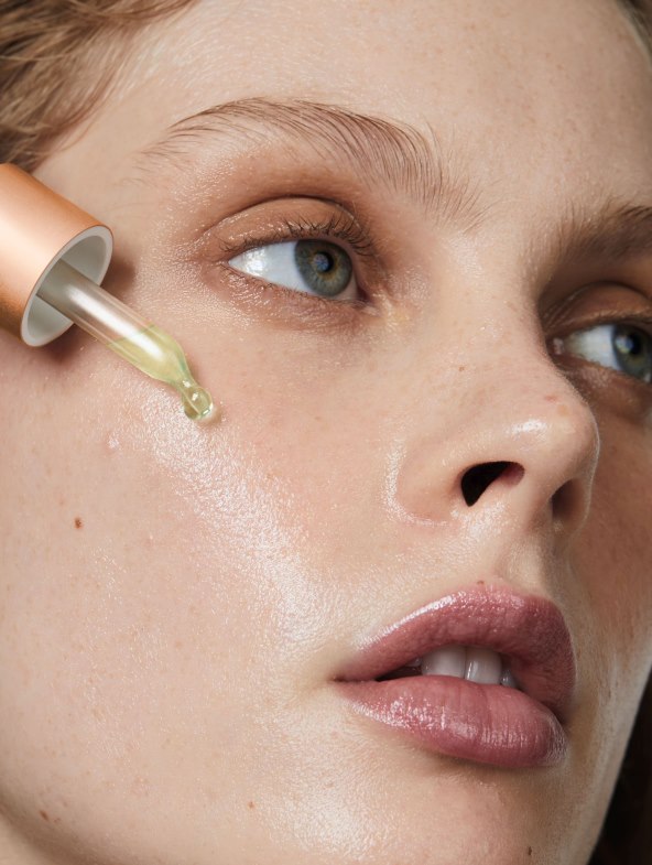 Avon predstavlja Distillery,  'game-changera' u njezi kože