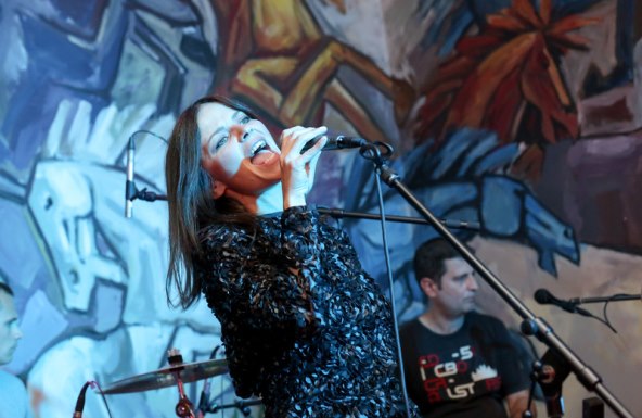 Vesna Pisarović zapalila je Cosmo brucošijadu!