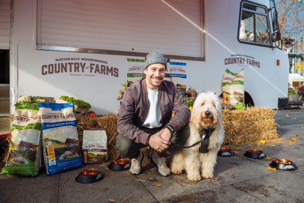 Country Farms hrana za ljubimce: Od polja do zdjelice