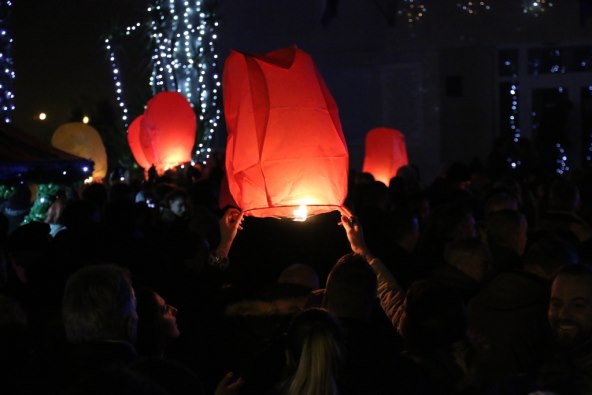 Dražen Zečić pjeva za Božić, a s grupom Tempo i Lidijom Bačić za Novu