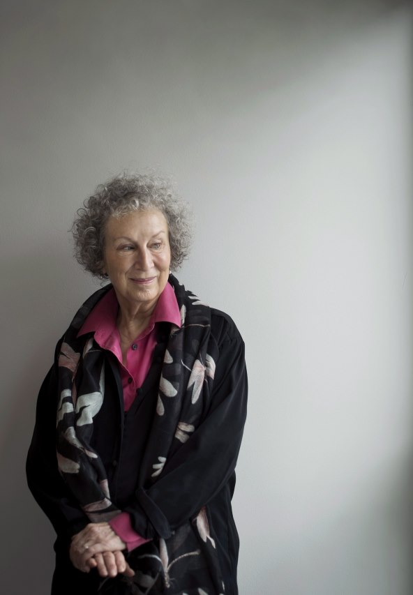 Žena satkana od čvrstih stavova